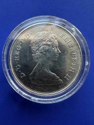 Birleşik Krallık 25 Pence 1981 Prens Charles ve Lady Diana’nın Evliliği. İngiltere. Hatıra, Çil, Akrilik Kapamasında. 38.61 mm çap. 28.28 gr.