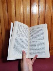 ÖDÜNÇ YAŞAMLAR (Yazarından İmzalı)