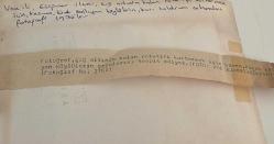 Kar sebebi ile çığ altında kalan eşyalarını çıkarmaya çalışırken çekilmiş olan bir grup yetişkin erkek fotoğrafı. Van Gürpınar .ORJİNAL SİYAH & BEYAZ 17x12cm EBADINDA - 1940'LAR, 1950'LER, 1960'LAR ve 1970'LER