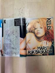 BLUE JEAN DERGİSİ -  N'SYNC MARILYN MANSON - MARILYN MANSON - JENNIFER LOPEZ - SEX PISTOLS - BLUEVOLE - MARC ANTHONY - BACKSTREET BOYS - RED HOT CHILI PEPPERS - EMINEM - MADONNA - SHELLAC - QUEENS OF THEA STONE AGE - 90 SAYFA - POSTERLER VE ÇIKARTMA EKİ YOKTUR