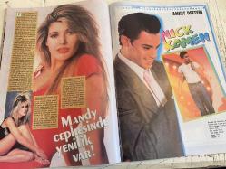 BLUE JEAN DERGİSİ- EKİM 1987 - SAYI 9 - RIVER PHOENIX - WİTNEY - BOY GEORGE - DEPECHE MODE - MAC GYVER - NİNA - MİCHEAL FOX - BRİGATTE - MADONNA - VANESSA - MİCHEAL JACKSON - JANET JACKSON - WHİTNEY HOUSTON - FERRY AİD - SAMANTHA FOX - GEORGE MİCHEAL - ROBBİE NEVİL - SPAGNA - SİNİTTA - LOS LOBOS - JOHHNY LOGAN - SYDNEY PENNY - PATRİCK SWAYZE -   80  SAYFA   - POSTERLER VE ÇIKARTMA EKİ YOKTUR