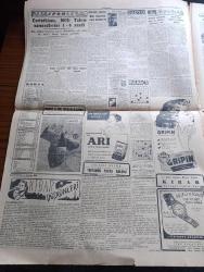 Cumhuriyet Gazetesi - 7 Mayıs 1952 - Kredi İhtiyacı Yazan Nadir Nadi Başmakale - Akdeniz Komutanlığına Dair Görüşme Kesildi - İngiliz Mısır İhtilafı Yeniden Gerginleşiyor - İngiliz Gazeteleri Amerika'ya Şiddetle Hücum Ediyorlar - Celal Bayar Çankırıya Gitti - Londra Büyükelçimiz Ragıp Baydur Buckingham Sarayında - Köylü Partisini Kurmak Üzere Yapılan Görüşmeler - İzmir'de 150 Temizlik Amelesi Dün Sabah Grev Yaptılar Fotoğraf - Süreyya Endik Ve Cezmi Türk Fotoğrafı - Corinthia Şubat Dünkü Maçta Milli Takım Namzetlerini 1 0  Yendi Fotoğraf - Bir Beyaz Gömleklinin Dramı Yazan Doktor Burhan Öncel Yazı Dizisi - Hıdırellez İyi Geçti - Sabahsız Geceler Melek - Panaroma Yazan Yakup Kadri Karaosmanoğlu Yazı Dizisi - Prag'da Bir Kitapçının Komünistleri Oyunu - Silah Yasağı Yazan Burhan Felek Köşe Yazısı - Milli Takımı Beşiktaş Kuracak - İstanbul Ankara Radyosu Programı - Kibar Düşkünleri Yazan Maurice Dekobra Yazı Dizisi - İstanbul Belediyesi Şehir Tiyatroları Dram Kısmında Serseri Oyunu