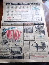 Cumhuriyet Gazetesi - 7 Mayıs 1952 - Kredi İhtiyacı Yazan Nadir Nadi Başmakale - Akdeniz Komutanlığına Dair Görüşme Kesildi - İngiliz Mısır İhtilafı Yeniden Gerginleşiyor - İngiliz Gazeteleri Amerika'ya Şiddetle Hücum Ediyorlar - Celal Bayar Çankırıya Gitti - Londra Büyükelçimiz Ragıp Baydur Buckingham Sarayında - Köylü Partisini Kurmak Üzere Yapılan Görüşmeler - İzmir'de 150 Temizlik Amelesi Dün Sabah Grev Yaptılar Fotoğraf - Süreyya Endik Ve Cezmi Türk Fotoğrafı - Corinthia Şubat Dünkü Maçta Milli Takım Namzetlerini 1 0  Yendi Fotoğraf - Bir Beyaz Gömleklinin Dramı Yazan Doktor Burhan Öncel Yazı Dizisi - Hıdırellez İyi Geçti - Sabahsız Geceler Melek - Panaroma Yazan Yakup Kadri Karaosmanoğlu Yazı Dizisi - Prag'da Bir Kitapçının Komünistleri Oyunu - Silah Yasağı Yazan Burhan Felek Köşe Yazısı - Milli Takımı Beşiktaş Kuracak - İstanbul Ankara Radyosu Programı - Kibar Düşkünleri Yazan Maurice Dekobra Yazı Dizisi - İstanbul Belediyesi Şehir Tiyatroları Dram Kısmında Serseri Oyunu