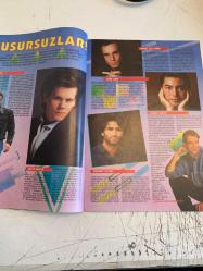 BLUE JEAN DERGİSİ - MAYIS 1988 SAYI 4 - SAMANTHA FOX - BRUCE WILLIS - CHAD ALLEN - MADONNA TIFFANY - TAYLOR DAYNE - BENNY HILL - SAMMY - SMITHS - ADRES TUTKUSU - 64SAYFA - POSTERLER VE ÇIKARTMA EKİ YOKTUR