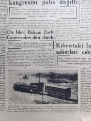 Cumhuriyet Gazetesi - 20 Temmuz 1959 - Geç Olsun Da Yazan Nadir Nadi Başmakale - Seçimlerin Tehiri Tasarıları Bugün Mecliste Görüşülüyor - Ordu Yapı Kooperatifleri Şikayet Konusu Oluyor - Eyüp Demokrat Parti Kongresinde İki Delege Arasında Bir Tartışma Fotoğrafı - Kartal Leylek Savaşı - Ankara Sümerbank İşçileri kongresini Polis Dağıttı - Dışişleri Bakanı Fatin Rüştü Zorlu Cenevre'den Döndü - Otelli Otobüs Fotoğrafı - Kıbrıs'taki İngiliz Askerleri Çekiliyor - Haritamızda Bir Nokta Yazan Fakir Baykurt Yazı - Beş Milyonerimizi Düşünürken Yazan Hasan Ali Yücel - Komünist Mi Değil Mi Yazan Ömer Sami Coşar - Ford Tesisi Ankara Üniversitesine Bağış Yaptı - Pazartesi Konuşmaları Yazan Bedri Rahmi Eyüboğlu - Bay Oscar Karikatür- Ruslar Anna Karenin'i Çevirecekler - Uluç Ali Yazan Halikarnas Balıkçısı Yazı Dizisi - İstanbul Ankara Radyosu Programı - Yesari Asımın En Son Şaheserleri - Galatasaray Adası Yelken Yarışları Güzel Geçti - Gündüz Kılıç Feriköy Antrenörü Oldu - Aycan Önel Rekor Kırdı