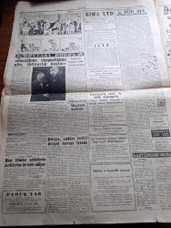 Cumhuriyet Gazetesi - 20 Temmuz 1959 - Geç Olsun Da Yazan Nadir Nadi Başmakale - Seçimlerin Tehiri Tasarıları Bugün Mecliste Görüşülüyor - Ordu Yapı Kooperatifleri Şikayet Konusu Oluyor - Eyüp Demokrat Parti Kongresinde İki Delege Arasında Bir Tartışma Fotoğrafı - Kartal Leylek Savaşı - Ankara Sümerbank İşçileri kongresini Polis Dağıttı - Dışişleri Bakanı Fatin Rüştü Zorlu Cenevre'den Döndü - Otelli Otobüs Fotoğrafı - Kıbrıs'taki İngiliz Askerleri Çekiliyor - Haritamızda Bir Nokta Yazan Fakir Baykurt Yazı - Beş Milyonerimizi Düşünürken Yazan Hasan Ali Yücel - Komünist Mi Değil Mi Yazan Ömer Sami Coşar - Ford Tesisi Ankara Üniversitesine Bağış Yaptı - Pazartesi Konuşmaları Yazan Bedri Rahmi Eyüboğlu - Bay Oscar Karikatür- Ruslar Anna Karenin'i Çevirecekler - Uluç Ali Yazan Halikarnas Balıkçısı Yazı Dizisi - İstanbul Ankara Radyosu Programı - Yesari Asımın En Son Şaheserleri - Galatasaray Adası Yelken Yarışları Güzel Geçti - Gündüz Kılıç Feriköy Antrenörü Oldu - Aycan Önel Rekor Kırdı