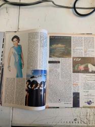 BLUE JEAN DERGİSİ - NİSAN 2001 - SAYI 4 - ROXETTE - DAFT PUNK - AEROSMITH - LATIN FURYASI - NIRVANA VE GRUNGE - EN İYİ ALBUM KAPAKLARI 3 - EMMA AÇIKLADI - SPICE GIRLS DAĞILABİLİR - J. LO'NUN SİHİRLİ ELBİSESİ - GORILLAZ - PHOENIX - 82 SAYFA - POSTERLER VE ÇIKARTMA EKİ YOKTUR