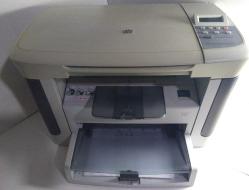 HP Laserjet M1120 MFP USB Siyah Laser Yazıcı Tarayıcı Fotokopi (Sorunsuz , Yeni tonerli , İkinci El)