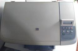 HP Laserjet M1120 MFP USB Siyah Laser Yazıcı Tarayıcı Fotokopi (Sorunsuz , Yeni tonerli , İkinci El)
