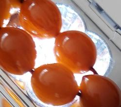 OSMANLI DÖNEMİ OBJEDEN YAPILMA KAHVERENGİ RENKLİ MÜTHİŞ İŞÇİLİKLİ MUHTEŞEM ÜÇ YEDEK DANELİ SIKMA KEHRİBAR TESPİH 1R1AA1R1 ÇOK NADİR