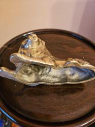 PİRİNÇ ASLAN   ( oturan )