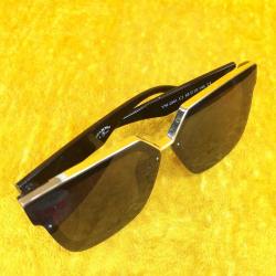 AQUA.DI.POLO 2001 SİYAH RENKLİ GÜNEŞ GÖZLÜĞÜ , EL YAPIMI HARD CASE DERİ KILIFLA BERABER