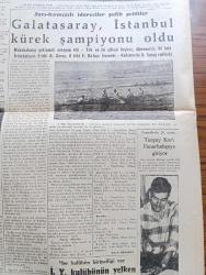 Cumhuriyet Gazetesi - 27 Temmuz 1959 - Dün Akşamki Zelzele Yurdun 12 İlinde Şiddetle Hissedildi Haritası - Bir Vatan Cephesi Ocağı Kongresinde Delegeler Karşılıklı Ateş Açtılar -  Başpiskopos Makarios Tenkitlere Cevap Verdi - Nixon Ve Hrutçef Tebliğ Neşrettiler - Demokrat Partili Vekiller CHP Ahirette Bile Yakamıza Yapışacak Dediler - Mahkeme Kararı Alınmadan Toplanan Kitap İnönü'ye Atılan Taş Ve Akisleri -  Kızıl Çin'in Amerikalılara 60. İhtarı - Ortadirek Yazan Yaşar Kemal Yazı Dizisi - Bir Hazin Macera Yazan Hasan Ali Yücel Köşe Yazısı -Vesaire Yazan Burhan Felek Köşe Yazısı - Devlet Tiyatrosu Yüzde 150 Zam Yaptı - Kaynana İle Gelin Ve Damadları Barıştırma Cemiyeti - 79 Yaşındaki Palyaçolar Kralı Carl Adrian Wettach Öldü - Haftalık Radyo Programı - Galatasaray Istanbul Kürek Şampiyonu Oldu - Amerikalı Antrenör Lucas - İstanbul Yelken Kulübünün Yelken Yarışları Dün Yapıldı - Turgay Kurt Fenerbahçe'ye Giriyor Fotoğrafı - Adana Demirspor Takımı Almanya'ya Gidiyor - Kınalıada 2 Burgaz 2