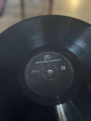 AŞIK VEYSEL * DOSTLAR BENİ HATIRLASIN * 33'LÜK PLAK