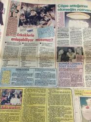 HÜRRİYET GAZETESİ HÜRRİYET KELEBEK GAZETESİ KELEBEK EV GAZETESİ DOĞUM GÜNÜ GAZETESİ - 11 AĞUSTOS 1982 - Harf loto-Hürriyet harf loto kağıdı-ben de cankurtarandım-Sinan Özbalkan-Tarık Akan-Rengin uz-bir formu Aşkıner-Sonbahar Yenilikleri-falcı-kelebek falını-al gözlüm seyreyle-Selahattin giz-İzzet Özkaya-Alev Sayın-Ferhan tümsoy-Ümit acar-Sophia loren-Mariella lotti-çöpe attigimiz ekmeğin romanı-aşkı ararken-limonlu krema tarifi-Cüneyt Arkın-Derya Baykal-Münir Özkul-Erdoğan Engin-bu aşk onlara da yeter filmi-Salim Dündar ile birlikteyiz-yolun sonu dizisi-günün programı