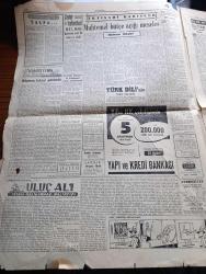 Cumhuriyet Gazetesi - 4 Şubat 1959 - Yazık Oldu Yazan Nadir Nadi Başmakale - Bütçe Encümeninde Demokrat Partililer Dün De Basına Hücum Ettiler - Başbakan Adnan Menderes Park Otelde Demokrat Parti Geçici İl İdare Kurulu Üyeleri İle Birarada Fotoğrafı - Türkiye'de Bulunan Amerikalılar 4 Yılda 252 Suç İşlediler - Üsküdar Sahili İle Kızkulesi Arasında Sur Temelleri Üzerinde Kurulacak 20 Metrelik Atatürk Anıtı - Fatin Rüştü Zorlu Dün Yunan Elçisi İle Görüştü - Sinemasında Biletlerine Yüzde 50 70 Zam Oldu - Şahane Klüpte Çıkan Hadise - Dünyanın İlk Korsan Kruvazörü Gazi Hamidiyenin Şanlı Maceraları Derleyen Cemaleddin Saraçoğlu Yazı Dizisi - Milli Türk Talebe Birliği Kongresi Yeni Bir Çıkmaza Girdi - Uluç Ali Yazan Halikarnas Balıkçısı Yazı Dizisi - Yahya Kemal'in Sandıkları Mühürlendi - Partiye Kaydolma Yazan Burhan Felek Köşe Yazısı - Hula Hoop Yarışması Yapıldı - Radar İceberglere Karşı Giriştiği Mücadeleyi Kaybetti - İstanbul Belediyesi Şehir Tiyatroları Dram Kısmında Köprüden Görünüş
