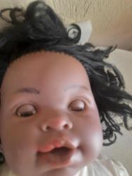 Esmer tenli bebek
