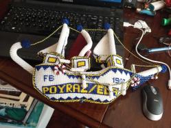 Kolleksiyonluk . Cezaevi işi boncuk FB simgeli Türk bayraklı  el işi gemi   35x23x10 cm  Belki Türkiye de tek