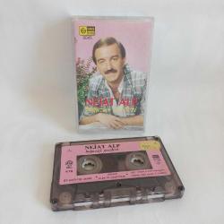 Nejat Alp / Boğaziçi Geceleri - Kağıt Dönem Baskı Kaset*