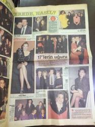 HAFTA SONU EKSTRA GAZETESİ, 27 OCAK 1989 - 6 ARALIK 1988'DE ANNE OLAN NÜKHET DURU - AHU TUĞBA & SELÇUK URAL - NECLA NAZIR - BAHAR ÖZTAN, PEMBE MUTLU, COŞKUN GÖĞEN - İSTANBUL DEVLET TİYATROSU, KENAN IŞIK - NERMİN BEZMEN EVİNDE TEZHİP ve MİNYATÜR KURSU VERİYOR - TÜRKAN SABANCI - İDİL GAZİOĞLU - FERRUH İLTER - NESRİN İLTER - BAHAR GÖKFİLİZ - MEHMET SARPER, GÜLER YİĞİT - PIRIL GÜLEŞÇİ - ASLI PEHLİVANLI, ERKUT SOYAK - PINAR PARS - OHAN ERDEM & EMİNE ERDEM - GÜNDÜZ BAYIRLI - ZEYNEP SELGUR - İBRAHİM ÇARMIKLI - İBRAHİM TATLISES - ERKİN KORAY - KAYAHAN - EMRAH - ATİLLA ÖZDEMİROĞLU - HARİKA AVCI - NURAY HAFİFTAŞ - FULDEN URAS - BATANAY - ASIM EKREN - SİBEL CAN, HAKAN URAL - ZAFİR SEBA - 8 SAYFA, TAM EKSİKSİZ