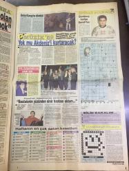 HAFTA SONU EKSTRA GAZETESİ, 27 OCAK 1989 - 6 ARALIK 1988'DE ANNE OLAN NÜKHET DURU - AHU TUĞBA & SELÇUK URAL - NECLA NAZIR - BAHAR ÖZTAN, PEMBE MUTLU, COŞKUN GÖĞEN - İSTANBUL DEVLET TİYATROSU, KENAN IŞIK - NERMİN BEZMEN EVİNDE TEZHİP ve MİNYATÜR KURSU VERİYOR - TÜRKAN SABANCI - İDİL GAZİOĞLU - FERRUH İLTER - NESRİN İLTER - BAHAR GÖKFİLİZ - MEHMET SARPER, GÜLER YİĞİT - PIRIL GÜLEŞÇİ - ASLI PEHLİVANLI, ERKUT SOYAK - PINAR PARS - OHAN ERDEM & EMİNE ERDEM - GÜNDÜZ BAYIRLI - ZEYNEP SELGUR - İBRAHİM ÇARMIKLI - İBRAHİM TATLISES - ERKİN KORAY - KAYAHAN - EMRAH - ATİLLA ÖZDEMİROĞLU - HARİKA AVCI - NURAY HAFİFTAŞ - FULDEN URAS - BATANAY - ASIM EKREN - SİBEL CAN, HAKAN URAL - ZAFİR SEBA - 8 SAYFA, TAM EKSİKSİZ