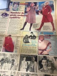 HÜRRİYET GAZETESİ HÜRRİYET KELEBEK GAZETESİ KELEBEK EV GAZETESİ DOĞUM GÜNÜ GAZETESİ - 2 ŞUBAT 1982 - kelebek falını-Koç-terazi-boğa-akrep-ikizler-yay-yengeç-oğlak-aslan-kova-Başak-balık-Mesut Çakarlı-memo-Zeki alpan-Süheyl eğriboz-Şema göktaş-Sami-ersin Burak-uğur banoğlu-yener çakmak-Alpago-metin soysal-Fikret kol-sorularınız ve cevaplarınız-Bizimkiler-coptrıght H.Y.-Güngörmüşler-fatoş-dedektif Nik-chıc young-Kavanagh-Miras-İntikam meleği-Sidney Sheldon-Azize Bergin-Adile Naşit-çiçeği burnunda damat Ali Poyrazoğlu-Tuğrul Mete er-Ufuk tezeren-Türk kadını için gurbete alışmak zor-nur yoldaş-ahu-ölüm Busesi-Recep kaymak-Selda tosun-Arda uskan-Marilyn Monroe-Talat Bulut-Efes pilsen’den yeni bir zafer bekliyoruz-Zeki tunca-püre kabak tatlısı tarifi-Hülya Süer