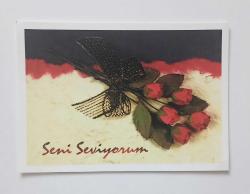 Seni Seviyorum Yazılı Kırmızı Güllü Kartpostal