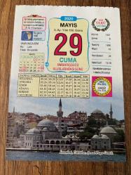 29 MAYIS 2020 - TAKVİM YAPRAĞI - DOĞUM GÜNÜ HEDİYESİ - BÜYÜK SAATLİ MAARİF TAKVİMİ - İstanbul, Üsküdar, Şemsi Paşa Camii - KUTSAL KİTAPLAR - ÜÇLÜ BİLANÇO RAPORLAMASI - PANNA COTTA - 1453 Fatih Sultan Mehmet İstanbul'u fethederek Bizans İmparatorluğu'nu sona erdirdi ve tarihte yeni bir çağ başlattı - 1936 Türk Bayrağı Hakkında Kanun TBMM'de kabul edildi -  2014 Gıda, Tarım ve Hayvancılık Bakanlığı, içeriğinde yüzde 0.9 ve altında GDO bulunan gıda ürünlerinin üretim ve satışına izin verdi