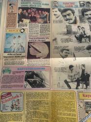 HÜRRİYET GAZETESİ HÜRRİYET KELEBEK GAZETESİ KELEBEK EV GAZETESİ DOĞUM GÜNÜ GAZETESİ - 12 ŞUBAT 1982 - kelebek falını-Koç-terazi-boğa-akrep-ikizler-yay-yengeç-oğlak-aslan-kova-Başak-balık-Mesut Çakarlı-memo-Zeki alpan-Süheyl eğriboz-Şema göktaş-Sami-ersin Burak-uğur banoğlu-yener çakmak-Alpago-metin soysal-Fikret kol-sorularınız ve cevaplarınız-Bizimkiler-coptrıght H.Y.-Güngörmüşler-fatoş-dedektif Nik-chıc young-Kavanagh-Miras-İntikam meleği-Sidney Sheldon-Azize Bergin-Adile Naşit Selma güneri-Yusuf Sezgin-Çiğdem İşbilir-Kadir birleşen-Filiz Ersürer-Cihan Üstün-Mahmut Günay-Muammer gözalan-kuaför metin-Kibariye-tugay Toksöz-kayısılı kek tarifi Selçuk Ural-Barbara streisand-Cannes film şenliği-