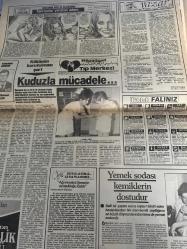 HÜRRİYET GAZETESİ HÜRRİYET KELEBEK GAZETESİ KELEBEK EV GAZETESİ DOĞUM GÜNÜ GAZETESİ - 6 HAZİRAN 1986 - kelebek falını-Koç-terazi-boğa-akrep-ikizler-yay-yengeç-oğlak-aslan-kova-Başak-balık-Mesut Çakarlı-memo-Zeki alpan-Süheyl eğriboz-Şema göktaş-Sami-ersin Burak-uğur banoğlu-yener çakmak-Alpago-metin soysal-Fikret kol-sorularınız ve cevaplarınız-Bizimkiler-coptrıght H.Y.-Güngörmüşler-fatoş-dedektif Nik-chıc young-Kavanagh-Miras-İntikam meleği-Sidney Sheldon-Azize Bergin-eski vali yeni dyp milletvekili Namık Kemal Şentürk’ün eşi ihsan Şentürk-Farah Pehlevi-Kraliçe Elizabeth-Sinan Öz balkan-kırkından sonra-Adile Naşit-Erol Günaydın--Erdal Özyağcılar--Merih Fırat-Yüksel gözen-Baykal kent-Ayşen Gruda-Tarık Dursun-Adile teyze sizlerle- uzay gezginleri-Mahmut tolon-Zerrin Sümer-Ali Poyrazoğlu-Duygu Ankara-Leyla ile Mecnun-Orhan Gencebay-Gülşen Bubikoğlu-