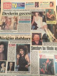 HÜRRİYET GAZETESİ HÜRRİYET KELEBEK GAZETESİ KELEBEK EV GAZETESİ DOĞUM GÜNÜ GAZETESİ - 4 EYLÜL 1990 - kelebek falını-Koç-terazi-boğa-akrep-ikizler-yay-yengeç-oğlak-aslan-kova-Başak-balık-Mesut Çakarlı-memo-Zeki alpan-Süheyl eğriboz-Şema göktaş-Sami-ersin Burak-uğur banoğlu-yener çakmak-Alpago-metin soysal-Fikret kol-sorularınız ve cevaplarınız-Bizimkiler-coptrıght H.Y.-Güngörmüşler-fatoş-dedektif Nik-chıc young-Kavanagh-Miras-İntikam meleği-Sidney Sheldon-Azize Bergin-Robert Dole-Emel Sayın-Brigitte Bardot-Ivana Trump-Onur Urhan-ümit yesin-Mustafa Oğuz-Emel Sayın-Dolly Parton-dansöz yonca Yücel-ağaçlar gibi ayakta-Tarık Dursun-Leyla ismier-Jane fonda-Aynur dinlemez site gündüz Tezmen-sevgili Vic’in abla-Charnele Brown-Ron Periman-Jodie Foster-Tina Turner-Foreign Affair-Diana Ross