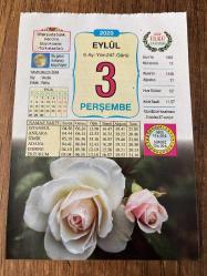 3 EYLÜL 2020 - TAKVİM YAPRAĞI - DOĞUM GÜNÜ HEDİYESİ - BÜYÜK SAATLİ MAARİF TAKVİMİ - HACI TAŞAN (1930 - 1983) - TRT YAYINCILIK TARİHİ MÜZESİ - ALBERT EINSTEIN - 1922 - Dursunbey -Sındırgı (Balıkesir), Emet- Tavşanlı (Kütahya), Güney (Denizli), Ödemiş (İzmir), İnönü (Eskişehir), Buharkent (Aydın), Selendi (Manisa), Eşme (Uşak) Yunan işgalinden kurtuldu - 1934 - Yüzbaşı Rüştü ve Teğmen Bekir komutasındaki 14 kişilik askeri bir ekip Ağrı Dağı'nın zirvesine tırmanan ilk Türkler oldu