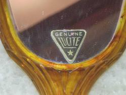 19203-GENUINE LUCITE MAKYAJ SETİ