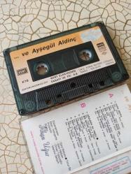 AYŞEGÜL ALDİNÇ * VE AYŞEGÜL ALDİNÇ *  DÖNEM KASET
