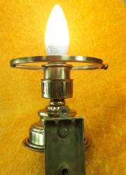 RETRO GAZ LAMBASI FORMUNDA PİRİNÇ DUVAR APLİK