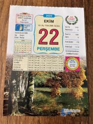 22 EKİM 2020 - TAKVİM YAPRAĞI - DOĞUM GÜNÜ HEDİYESİ - BÜYÜK SAATLİ MAARİF TAKVİMİ - Bolu, Yedigöller - SAMOS - YOK OLMA TEHLİKESİ - HENRYWADSWORTH LONGFELLOW - 1920 - Digor (Kars), Rus işgalinden kurtuldu - 1927 - Kayseri'de kurulan, Türkiye'nin ilk uçak fabrikası TOMTAŞ, uçak üretimine başladı - 1931 - Amerikalı ünlü mafya babası AI Capone, Chicago'da vergi kaçakçılığından 11 yıl hapse mahkûm oldu