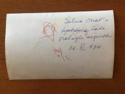 SİNEMA ve TİYATRO SANATÇISI LALE ORALOĞLU'NUN ORİJİNAL 3'LÜ FOTOĞRAF SETİ - 18 x 12 cm EBADINDA - LALE ORALOĞLU DOĞUMUNA YARDIMCI OLDUĞU SELMA ÖNAL ve BEBEĞİYLE, 1970