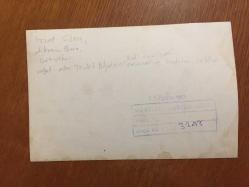 YEŞİLÇAM'IN USTA OYUNCUSU TEVHİT BİLGE'NİN CENAZESİNDEN ORİJİNAL BİR FOTOĞRAF - 18 x 12 cm EBADINDA - TÖRENE KATILAN İZZET GÜNAY, EKREM BORA, SENARİST ve YÖNETMEN ÜMİT UTKU ve DİĞER SANATÇILAR ŞİŞLİ CAMİİ AVLUSUNDA AYNI KAREDELER, AĞUSTOS 1987