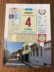 4 ARALIK 2020 - TAKVİM YAPRAĞI - DOĞUM GÜNÜ HEDİYESİ - BÜYÜK SAATLİ MAARİF TAKVİMİ - İstanbul, Küçük Ayasofya Camii -1989 - İstanbul Belediye Başkanı Nurettin Sözen şehrin içme suyuna kanalizasyon karıştığını açıkladı -DİŞBUDAK - ELMA TATLISI