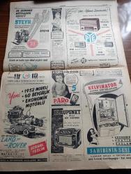 Cumhuriyet Gazetesi - 28 Nisan 1952 - Atina'da Dalgalanma Bayraklarımız Yazan Abidin Daver Başmakale - Yunanistan'da Dün Yapılan Temaslar - Adnan Menderes İle Venizelos Speciya Adasında Görüşmelere Devam Ettiler Fotoğraf - Başvekil Adnan Menderes Evvelki Gece Atina'da Verilen Ziyafette Madeni Kaldırırken Fotoğraf - Emniyet Müdürü Ahmet Tekelioğlu Eroincilerin Barındıkları Tahtakale Civarında Fotoğraf - Türkiye Ve Irak Petrolleri - Corinthians Milli Takım Namzetleri İle 1 1 Berabere Kaldı Fotoğraf - Bir Beyaz Gömleklinin Dramı Yazan Doktor Burhan Öncel Yazı Dizisi - Fatihe Layık Olmak İçin Yazan Hıfzı Veldet Velidedeoğlu - Şehir Meclisinde Yazan Burhan Felek Köşe Yazısı - Dudaktan Dudağa Filmi Atlas Sinemasında - Senenin En Muazzam Filmi Hazreti Süleyman'ın Hazineleri İpek Sinemasında - Şeref Stadında Yapılan Maçta Feriköy 3 Şişli 3 - İstanbul Ankara Radyosu Programı - 1952 Modeli Land Rover - Bosch Buji - PYE Radyo - Kelvinator Harika Buzdolabı - Blaupunkt Pilli Köy Radyosu