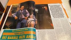 HELLO! DERGİSİ - 10-16 ARALIK 1993   - İZZET ÇAPA-VEDİİ ÇAPA-GÜRNAR ÇAPA-CELAL ÇAPA-AHMET ÇAPA-SEMA HEPER-VİKİ-ARTO-HELİN AVŞAR-HÜLYA AVŞAR-MURAT CEVAHİROĞLU-NİHAT DEMİRSU-MÜSLÜM DEMİRCİ-SALİH KEÇECİ-CAROLINE KOÇ-AHU TUĞBAY-MURAT ÖZAKAT-TINA GREAUD-AYŞEGÜL NADİR-NİLGÜN ALTAN-ÇETİN ALTAN-ZEYNEP YILMAZ-MEHMET ALİ YILMAZ-ZERRİN BİLİMER-GERAY BİLİMER-NİKO MAKSİMİYADİS-PAMİR BEZMEN-VİTALİ HAKKO-DENİZ ADANALI-GENCAY GÜRÜN-METE HAS-BİLLUR KALKAVAN-SELÇUK ALAN-FAİKA ALAN-NURAY YAVUZER-MÜNCİ İNCİ-NERMİN BEZMEN-ARZU KILIÇ-ÇINAR KILIÇ-AYŞE AZİZOĞLU-ERHAN YAZICIOĞLU-HEPSEN BOYTÜZÜN-NİHAT BOYTÜZÜN-FULYA ERGÜNEŞ-ESİN MARAŞLIOĞLU-EM ÖZER-SİMRU EMEK-VERDA PENSO-ŞEBNEM DİNGÖR-BANU CAN-ALİ KOÇ-YASEMİN SİMAVİ -  80 SAYFA