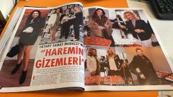 ALEM DERGİSİ -  27 MART 2013 -  FRANCIS CLIVAZ – MONIKA SCHMUTZ KIRGÖZ – CEM HAKKO – CHRISTOPHE CLIVAZ – HEVES EKİNCİ – DİLEK ERTEK – HALİL RENGİN – FUAT BEZMEN – DA KOSİF – SUNA VİDINLİ – GÜLSÜN İNAN – GİZEM TATLICI – PRENSES ZEYNEP OSMAN – NİLÜFER TARZİ KURAN – SEDEF KARAMEHMET – NURİYE ARPACI – MEHMET ALİ KARAMEHMET – ŞİRİN YALÇIN – ELİF DÜRÜST – ERTAN DEMİRBİLEK – ERDAL KARAMERCAN – SÜREYYA CİLİV – GÜLLÜ AYBAR – AKIN NALÇA – EVREN KAYAR – ARHAN KAYAR – AYŞE EGE – AYŞE TORFİLLİ – ALİ SOMER – ESRA ECZACIBAŞI – OYA ECZACIBAŞI – ÜNAL AYSAL – FANİ AYSAL – ÖZLEM MUTLU ÇETİN – EZRA MİLLER – KARAYEL – BRADLEY COOPER – SUKI WATERHOUSE – JENNIFER LAWRENCE – KRALİÇE MARGRETHE – FAN BINGBING – MARIO CORNEJO – BARACK OBAMA – MICHELLE OBAMA – KATIE HOLMES – SURI HOLMES – KATE MOSS – SELAHATTİN DÖNMEZ – DÜNDAR KESAPLI – AYŞE SLEVOGT      - 186 SAYFA