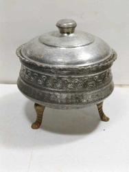 AYAKLI BAKIR ŞEKERLİK