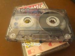 megamix rock kaset (kasetçalarda denenmiştir/dinlenmiştir)  genesis paula abdul joe jackson lenny kravitz (megamix disco 1)