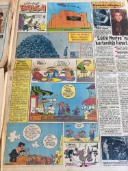 HÜRRİYET GAZETESİ HÜRRİYET KELEBEK GAZETESİ KELEBEK EV GAZETESİ DOĞUM GÜNÜ GAZETESİ - 1 NİSAN 1985 - Boks’ta kadın eli – Mel Çolak Sigarayı bırak kırmızı ekrana kazan – Julio Iglesias Gözlerimi kaparım vazifemi yaparım – Nihal Öğretmen – Yavuz Turgul Bakan’a Çin işkencesi – Mükerrem Taşçıoğlu – Ali Bozer Viyana’da Türk oyunu – Ali Aydın Vurun Kahpeye – Fatma Girik – Halide Edip Adıvar – Memduh Ün – Muhşem Demirağ – Salih Kırmızı – Uğur Süer – Emel Elitaş – Nevin Aypar – Ahmet Evin – Safa Önal Memo – Zihni Alpan – Sami Hazinses – Elhsin Burak – Bülent Buğrul – Yener Çakmak Beyaz Gece – İrfan Tözüm – Yaprak Özdemiroğlu – Cemil Perçin – Selçuk Turanlı – Hülya Tığlıalp – Bülent Oran Deriniz çamaşır değildir – Prof. Dr. Türkan Saylan Davut ve Betşeba – Cemal Dündar İntikam Meleği – Sidney Sheldon – Azize Bergin Kaderin cilveleri – Kamil Başaran – Hakkı üdeyman – Zahra Tan – Nezaket Hanım Rumuz Gonca Gül – Oktay Arayıcı – Adile Naşit – Talat Bulut – İsmet Ay – Özcan Özgür – Bülent Bilgiç