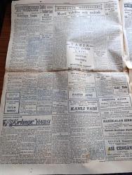 Cumhuriyet Gazetesi - 7 Mart 1956 - Acaba Neden Yazan Nadir Nadi Başmakale - Gelir Vergisinde Esnaf Ve İşçilere Ait Tadilat - İzmir'deki Boy Ölçüsüne Demokrat Parti Mitingi İle Başlıyor - Celal Bayar Vilayetten Çıkarken Fotoğrafı - Demokrat Partiye Verilen 23 Metre Uzunluğunda İstifaname - Kayseri Belediye Reisinin Maaşı 2135 Lira - Glubb Paşa İsrail'in Kurulmasına Yardım Etmiş - Profesör Feyyaz Gürkan'ı Öldüren Öğrenci Tımarhaneden Kaçtı - Çakırcalıyı Biz Öldürdük Anlatan Albay Rüştü Kobaş Yazan Yaşar Kemal Yazı Dizisi - Fahişe Anne Filmi Lüks Sinemasında - Harikalar Sirki Şehzadebaşı Yeni ve Çemberlitaş Sinemasında - Perihan Altındağ Sözeri Atlas Sinemasında - Neredesin Yazan Burhan Felek - Resimli Roman Çalınan Tabanca - Şehir Tiyatroları Programı - Migros Türk Ticaret Şirketi İdaresi Meclisinden - Milli Takım Namzetleri Yeşildireği 13 0 Yendiler - İstanbul Kız Lisesi Takımı Fotoğraf - Beyoğluspor Emniyet Maçı - Yaşar Doğu'ya 10,000 Lira Verildi - Ziraat Bankası - Opon Ağrı Kesici