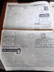 Cumhuriyet Gazetesi - 27 Eylül 1953 - Millet Partililerin Dünkü Davası 12 Saat Sürdü Fotoğraf - NATO'nun Büyük Tatbikatı - Millet Partili Mustafa Kentli Enis Akaygen Fuad Arna ve Ahmet Tahtakılıç Mahkemede Fotoğraf - General Franco Bir Merasimde Nişan Takıyor Fotoğraf - Amerika İle İspanya Dün Bir Anlaşma İmzaladı - Suriyenin İsrail'e Ültimatomu - Dün Donanma Bayramı Başladı - Karantinaya Tabi Tutulan Hacı Gemileri - Fransa Basketbol Takımı İstanbul Turnuvasına Gelemiyor - Çırılçıplak Yazan Bedri Rahmi Eyüboğlu - Beyaz Köşkte Oturanlar Yazan Rikkat Köknar Yazı Dizisi - Kore'den 198 Kişilik Bir Kafilemiz Geliyor - İspanya Ve NATO Yazan Ömer Sami Coşar - Safiye Ayla Cağaloğlu Çiftesaraylar Bahçesinde - Galatasaray Vefa Maçı - Bugün Yapılacak Türkiye Kürek Birincilikleri - Londra'daki Köpek Sergisi -  Resimli Roman Bolo Paşa Vakası Yazan Pierre Gordeaux - Artist Rita Hayworth'un Dördüncü Kocası Fotoğraf - Büyükdere Beyazparkta Perihan Altındağ Sözeri Konseri - Iskra Sinema Makineleri