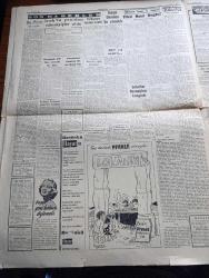 Cumhuriyet Gazetesi - 5 Şubat 1960 - İnsan Denilen Şu Yaratık Yazan Nadir Nadi Başmakale - Meclisin Bütçesi Dün Görüşülürken Başkanlık Divanı Tenkid Edildi - Kıbrısla İlgili Temaslar - İstanbul'un Karlar Altında Umumi Bir Görünüşü - Adnan Menderes'le Karamanlis Mektuplaşıyor - Zincir Takmak Mecburi - Uzun Ömer Öldü Fotoğraf - Küçük Peyk'in Büyük Gazası Yazan A. Cemalettin Saraçoğlu Yazı Dizisi - Halk Şikâyetleri Bürosu Kuruluyor - Roma Olimpiyatları Röportajı Yapan Arslan Tufan Yazman - Bir Çiçekle Yaz Olmaz Yazan Ve Çizen Salih Erimez - Ankara İstanbul Radyosu Programı -  Irk Tefriki Yazan Ömer Sami Coşar - Robert Kolejde Yeni Bir Hadise - Türk Lale Soğanlarının Hollandaya Götürülmesinin 400. Yıldönümü - İstanbul Belediyesi Şehir Tiyatroları Bulunmaz Pansiyon Ve İmam Geldi Oyunu - O. G.C. Nice Meşhur Real Madrid'e Dün De 3 2 Yendi Fotoğraf - Fenerbahçe'de Antrenör Molnar'ın Mukavelesi Resmen Feshedildi