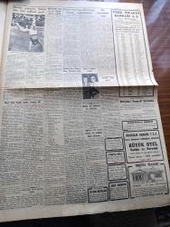 Cumhuriyet Gazetesi - 27 Temmuz 1952 -  Tuhaf Bir Hürriyet Anlayışı Yazan Nadir Nadi Başmakale - Mısır Kralı Faruk Tahtta Feragat Etti - Dünkü Güreşler Bizim İçin Çok Talihsiz Geçti - Futbolda Macar Milli Takımına 7 1 Mağlup Olduk Fotoğrafı - Ucuz Evlerden 154 ünün İnşaatı Tamamlandı - Rüyam Kotrası Salıya Geliyor - Hayvan Çiftliği Yazan George Orwel Tercüme Halide Edip Yazı Dizisi - Rüyam Atlantiği Nasıl Geçti Yazan Vedad Abud Yazı Dizisi - Hamiyet Yüceses ve Hacer Buluş Beşiktaş Bahçesinde - Ruh Gurbetinde Yazan Kerime Nadir Yazı Dizisi - İran'da Musaddık Kabinesini Kurdu - Kore'de Müzakereler Yeniden Kesildi - Müzeyyen Senar Saime Sinan Ve Radife Erten Cağaloğlu Çiftesaraylar Bahçesinde - Üstad Münir Nurettin Selçuk Küçük Çiftlik Parkında - Salahaddin Pınar Perihan Altındağ Sözeri Küçük Çiftlik Parkında