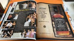 SOLE DERGİSİ -    NUR BATUR – VEDAT ALATON – İSHAK ALATON – LEYLA ALATON – PELİN AKAT – SIVA GEREDE – ÇAĞLA KÖKER – BANU GÜNGÖR – MUZI KARAATA – ÇİĞDEM KAYALI – SARAH FERGUSON – JOHNNY BRYAN – PRENS ANDREW – PRENS CHARLES – LADY DIANA – CHRIS HUTCHINS – CEM BOYNER – BİLGÜN SAZAK – KAYA BABAN – ELIZABETH JENSEN – ÜMİT HANIM – DOĞAN BOLAK – ORİT HANIM – VURAL DERELİ – SELMA BOLAK – AYDIN BOLAK – SEDEF BOZOK – ÖZLEM SAVAŞ – ATİK BERBEROĞLU – ŞEBNEM ÇAPA – AYŞE POLAT – ADNAN POLAT – BANU CAN – ALİ KOÇ – SERKAN YAZICI – AYŞEGÜL CİNİSLİ – FATOŞ YALIN – FİGEN ÇİFTÇİ – FAHİR BABAN – DİDO – AJDA PEKKAN – AYSUN KAYACI – AYLİN SELMA BOLAK – ÜMİT BOLAK – NİLÜFER GÖKAYDIN – MUHSİN GÖKAYDIN – DEREN TALU – DEFNE SAMYELİ – DERİN TALU - 178 SAYFA